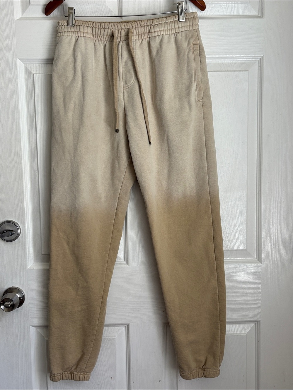 TALENTLESS Neutral Ombre Jogger Sweatpants Sz Medium Cream Tan loungewear Unisex